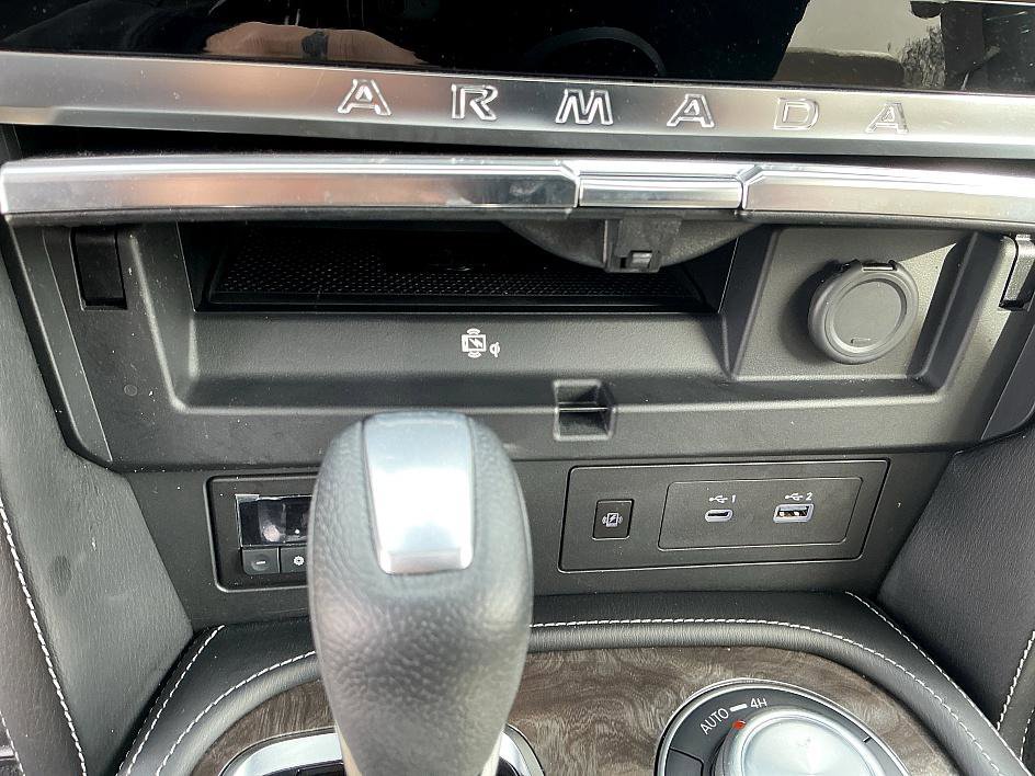 Certified 2024 Nissan Armada Platinum w/ Captain's Chairs Package image 19