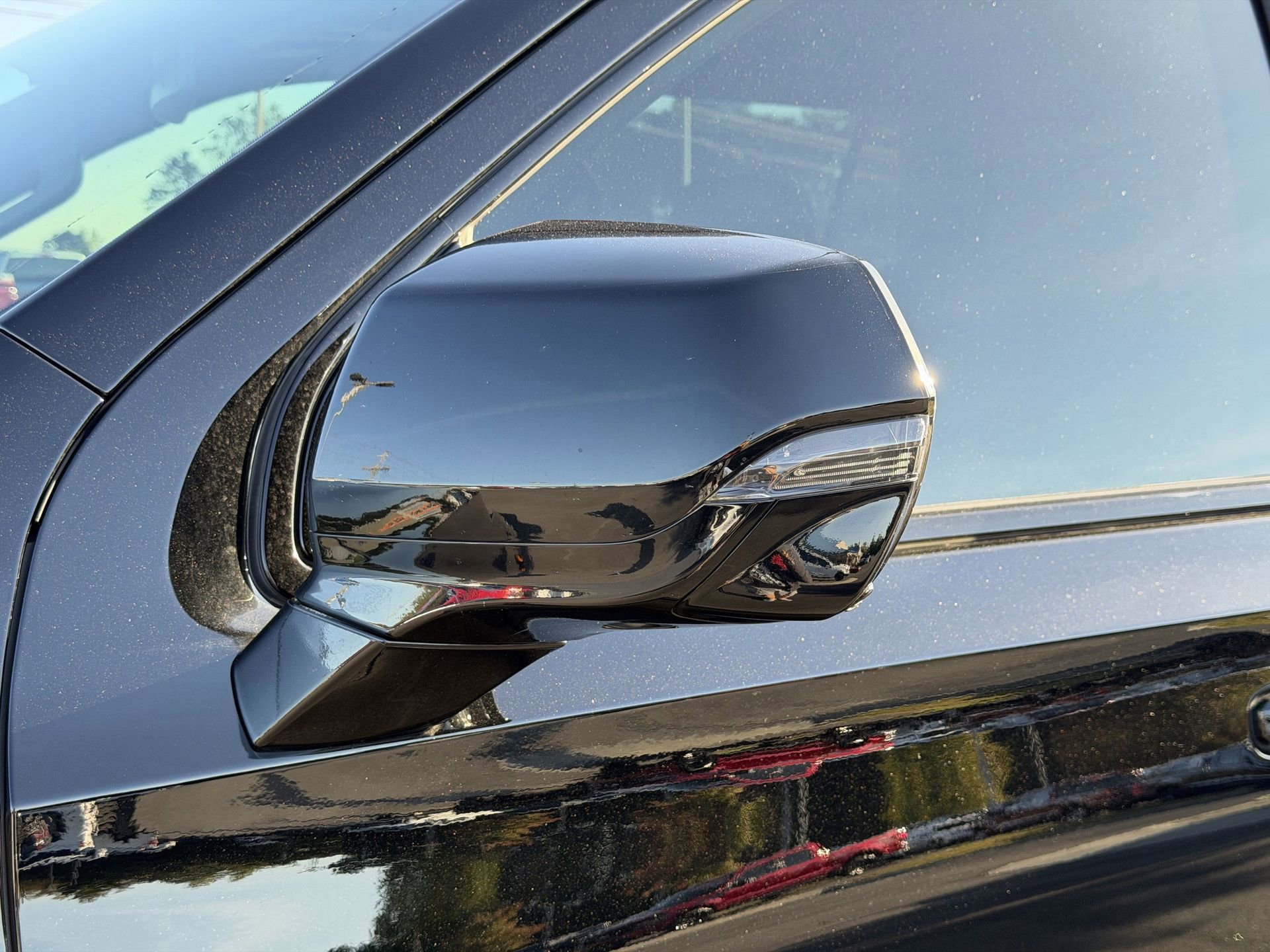 Used 2024 Chevrolet Tahoe RST w/ Luxury Package image 37