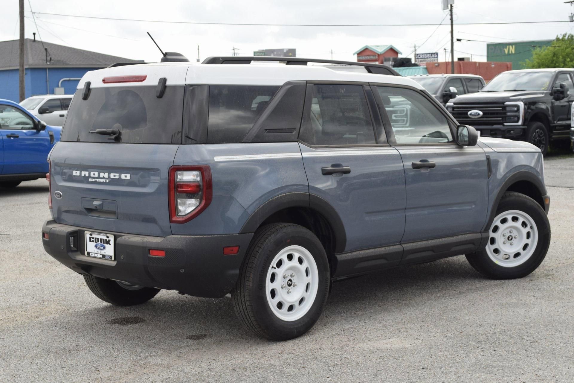 New 2025 Ford Bronco Sport Heritage w/ Convenience Package image 6