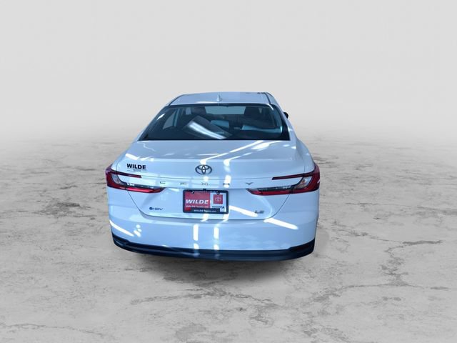 Used 2025 Toyota Camry LE image 9