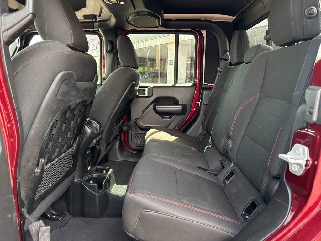 Used 2022 Jeep Gladiator Rubicon w/ Cold Weather Group AWD/4WD image 30