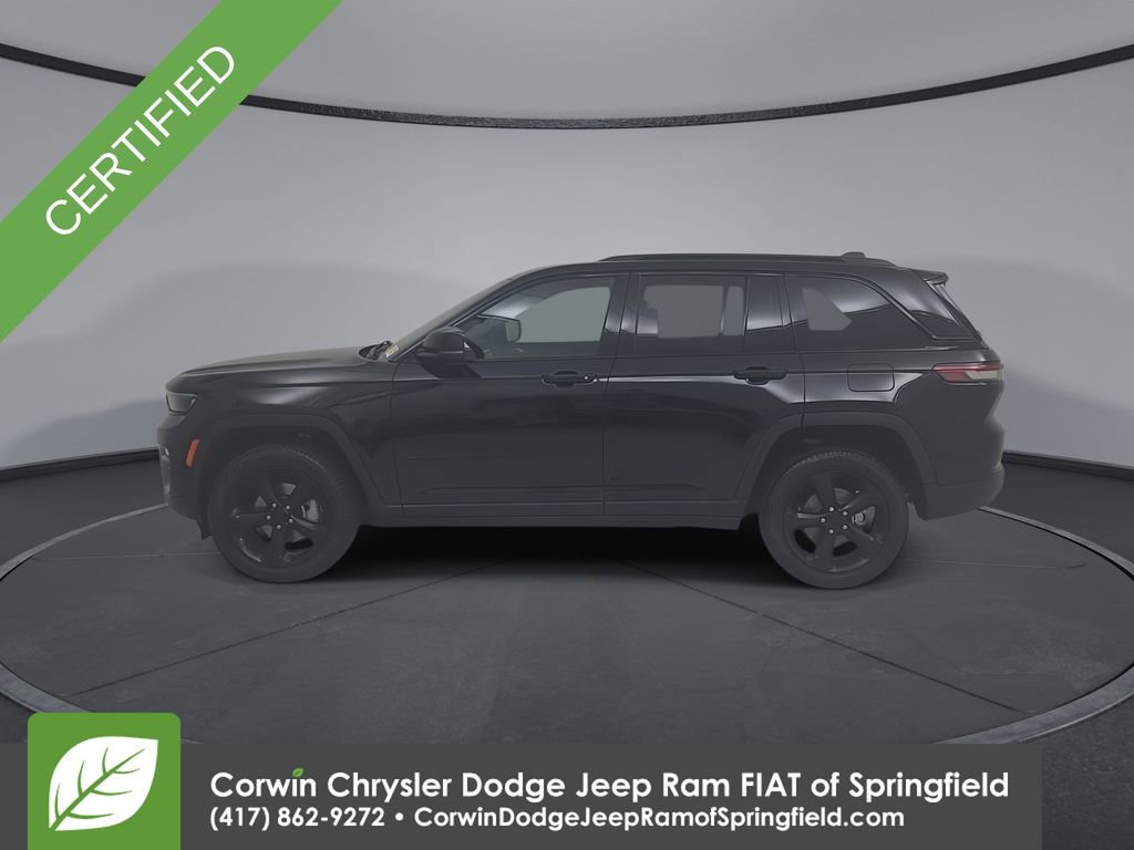Certified 2023 Jeep Grand Cherokee Limited w/ Black Appearance Package image 10