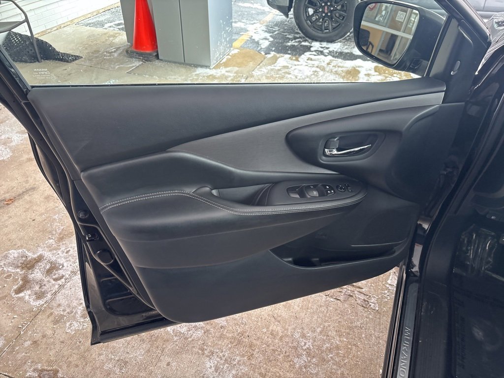 Used 2024 Nissan Murano SV image 6