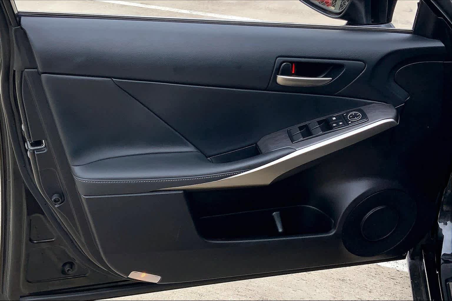 Used 2020 Lexus IS 300 F Sport w/ F Sport Package RWD image 22