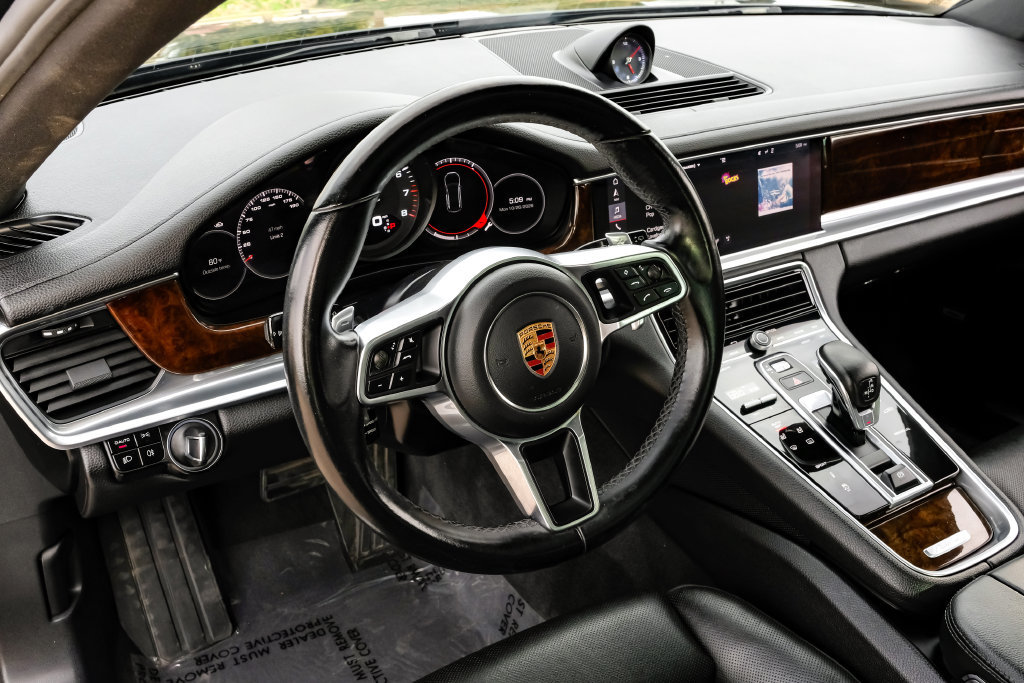 Used 2018 Porsche Panamera 4 AWD/4WD image 12