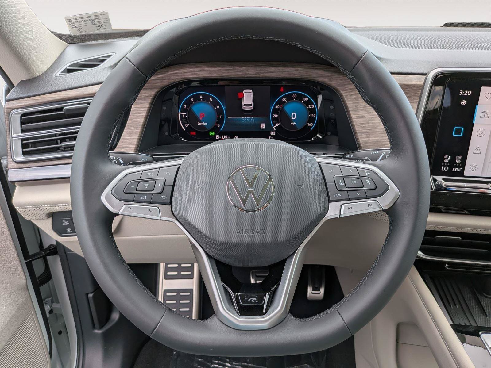 New 2026 Volkswagen Atlas SEL Premium R-Line AWD/4WD image 17