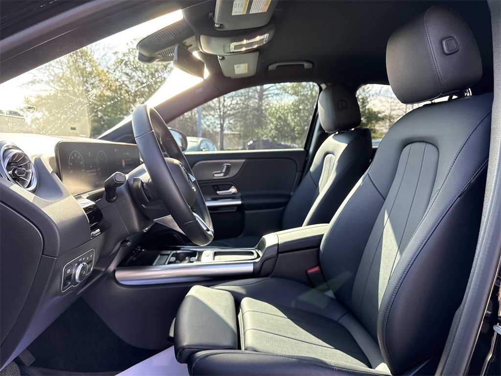 Certified 2025 Mercedes-Benz GLA 250 image 11