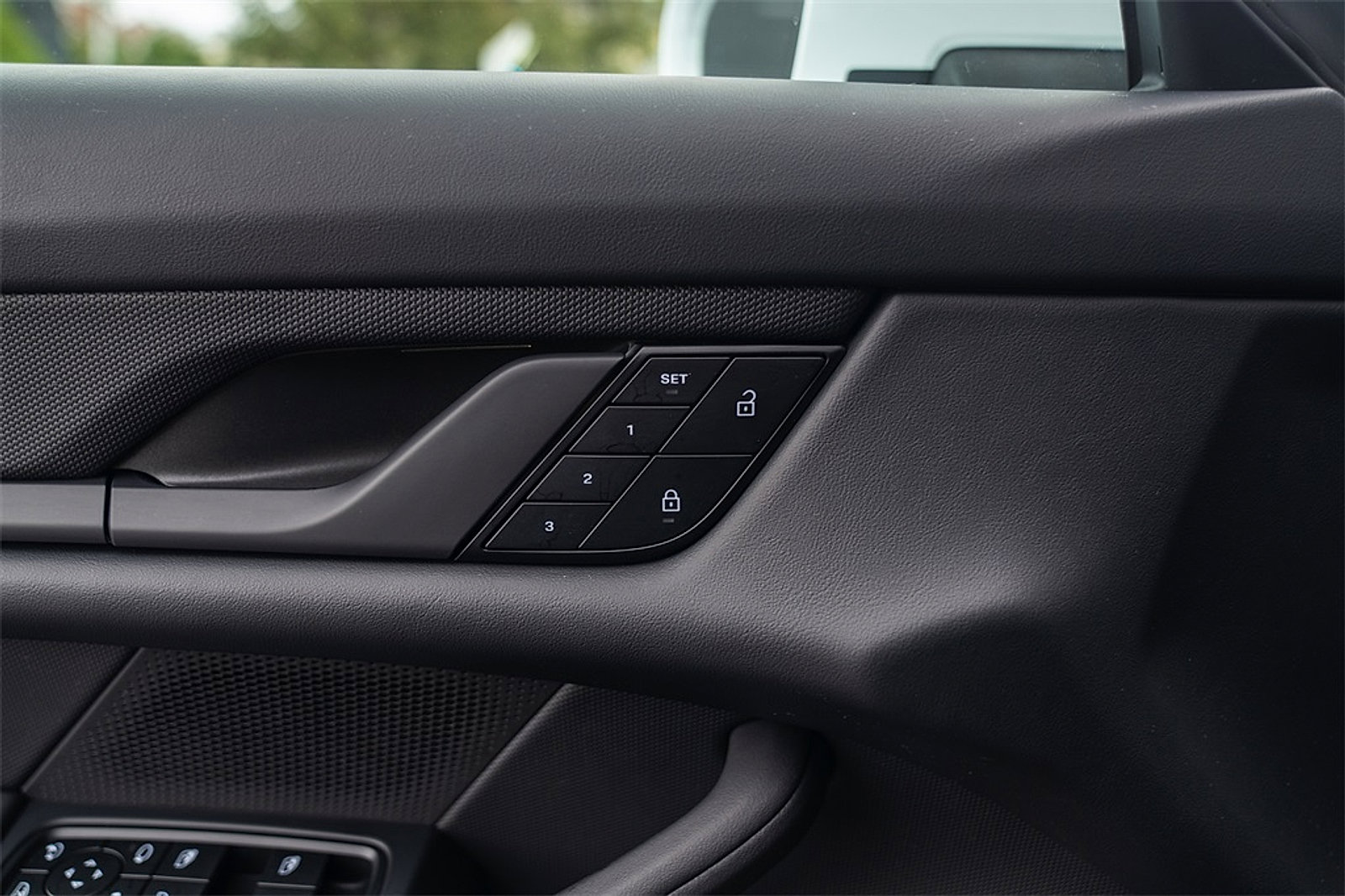 Certified 2023 Porsche Taycan image 15