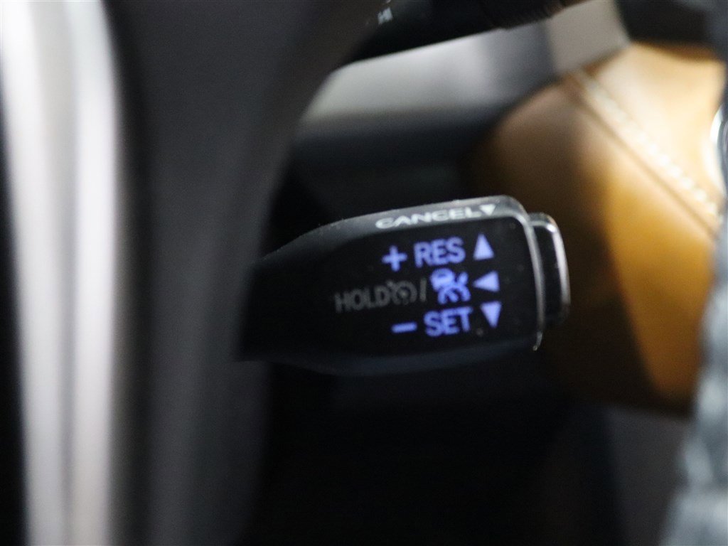 Used 2017 Toyota RAV4 Limited w/ All Weather Liner Package image 33