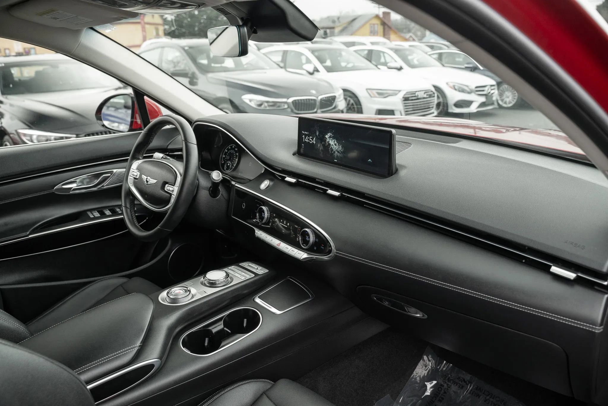 Used 2022 Genesis GV70 2.5T image 13