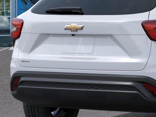 New 2026 Chevrolet Trax LS w/ LS Convenience Package FWD image 14