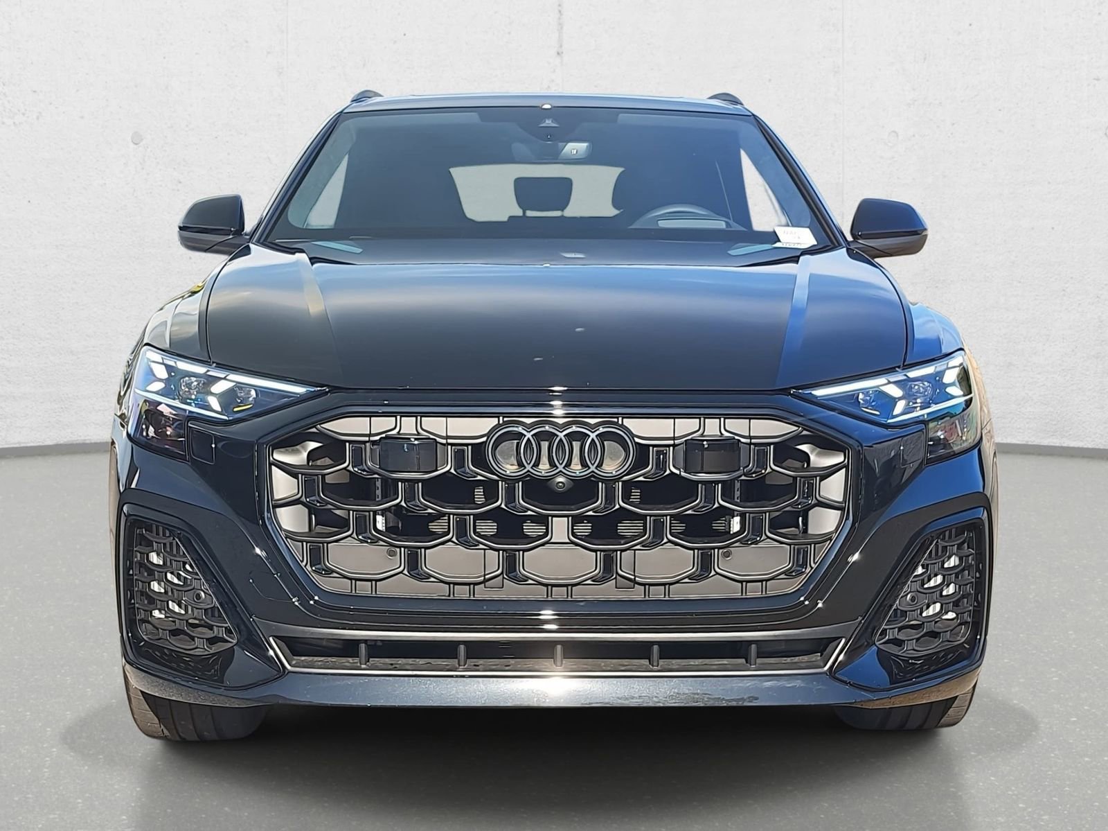New 2026 Audi SQ8 Prestige image 2