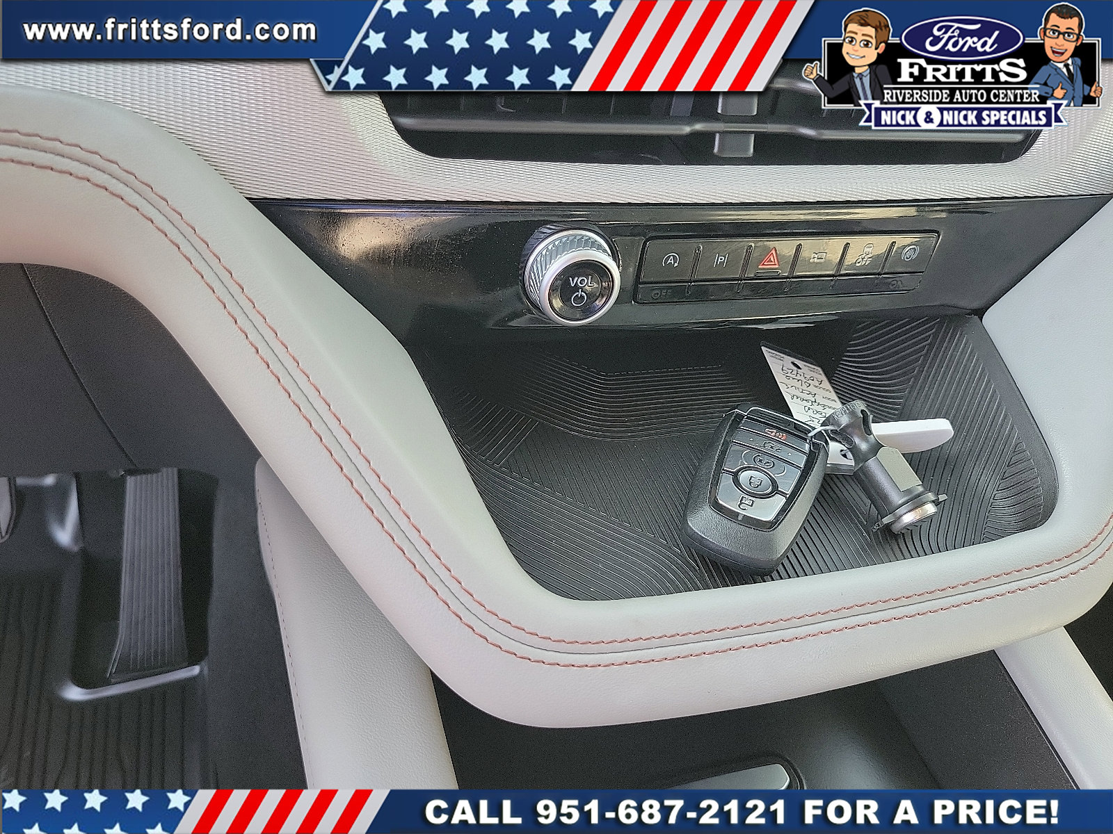 Certified 2025 Ford Explorer Active w/ Active Comfort Package image 9