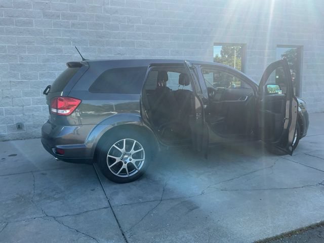 Used 2015 Dodge Journey R/T w/ Flexible Seating Group FWD image 10