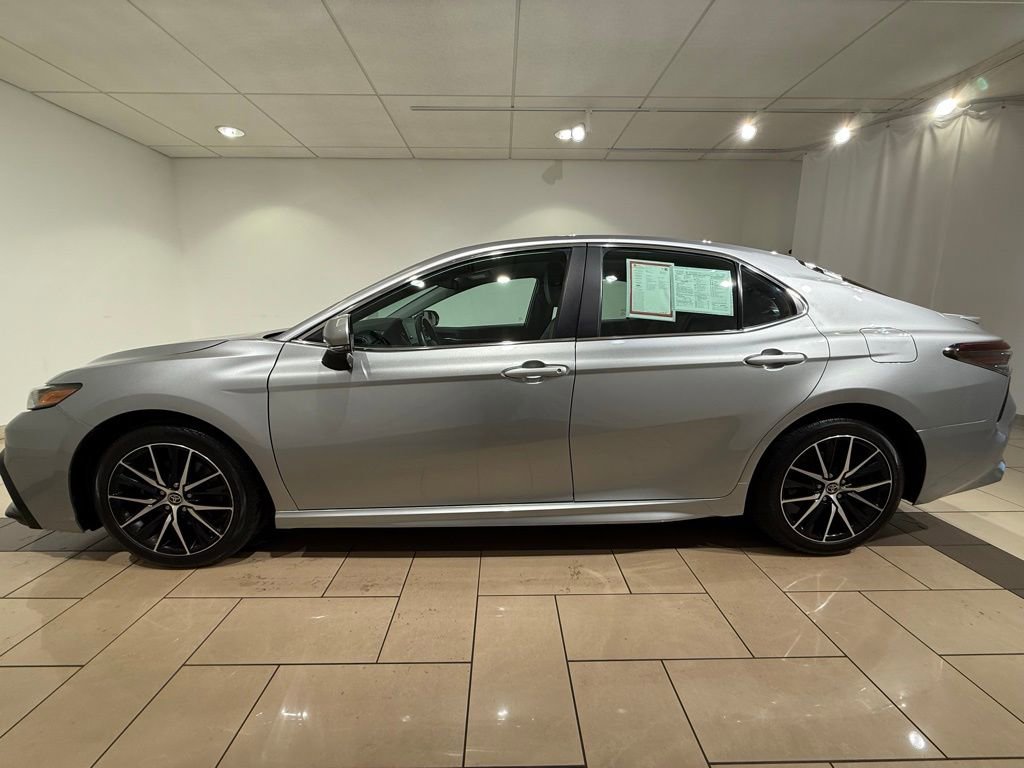 Certified 2024 Toyota Camry SE image 2