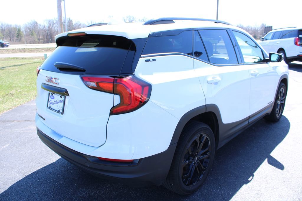 Used 2021 GMC Terrain SLE w/ Driver Convenience Package image 13