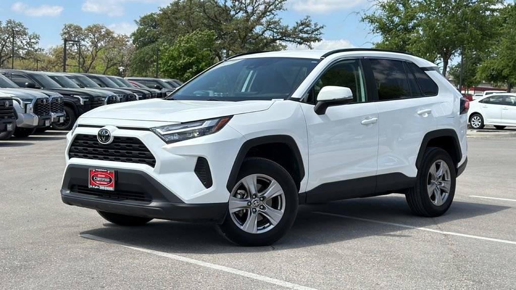 Certified 2025 Toyota RAV4 XLE image 43