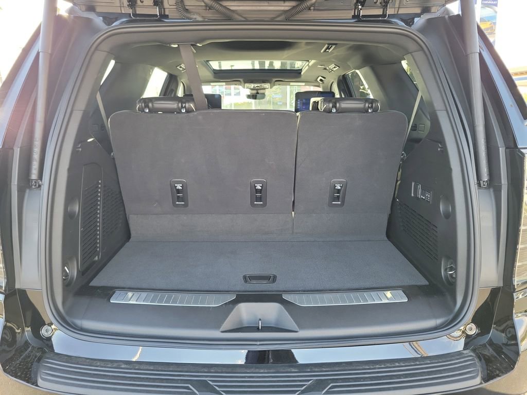 Used 2026 Chevrolet Tahoe Premier RWD image 25