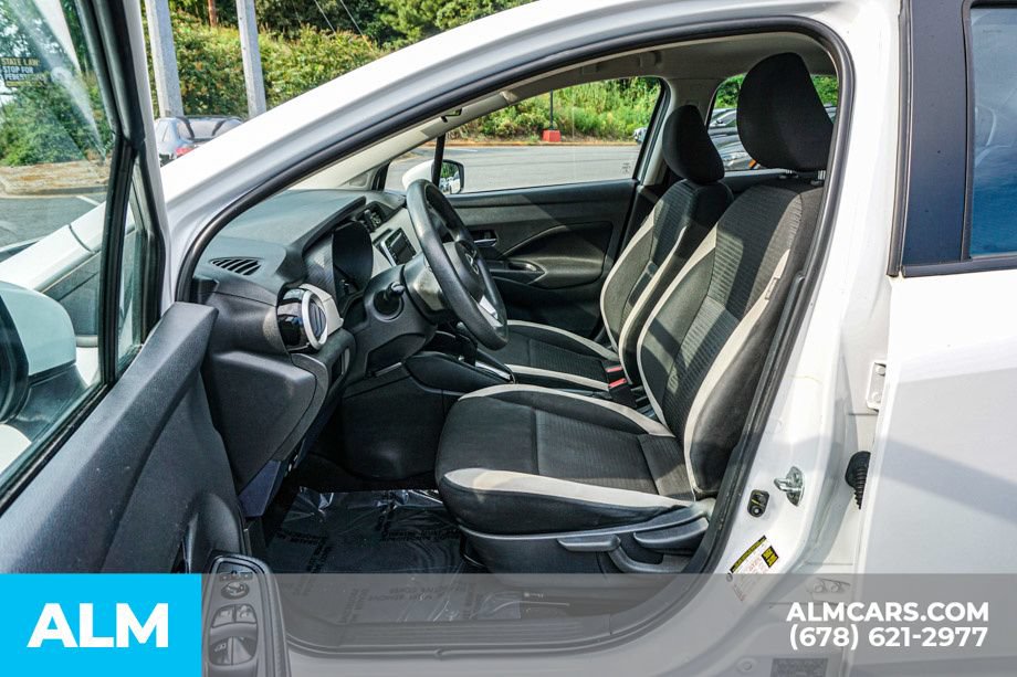 Used 2022 Nissan Versa SV FWD image 18