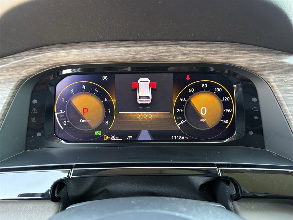 Used 2024 Volkswagen Atlas SEL image 18