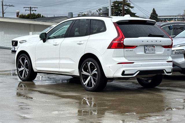Certified 2023 Volvo XC60 B6 Ultimate w/ Protection Package Premier image 5