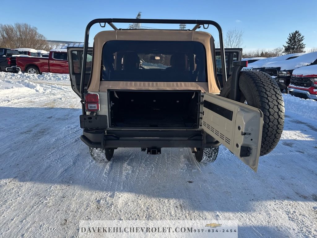 Used 2018 Jeep Wrangler Unlimited Sport image 27