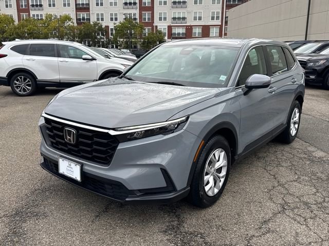 Used 2023 Honda CR-V LX image 1