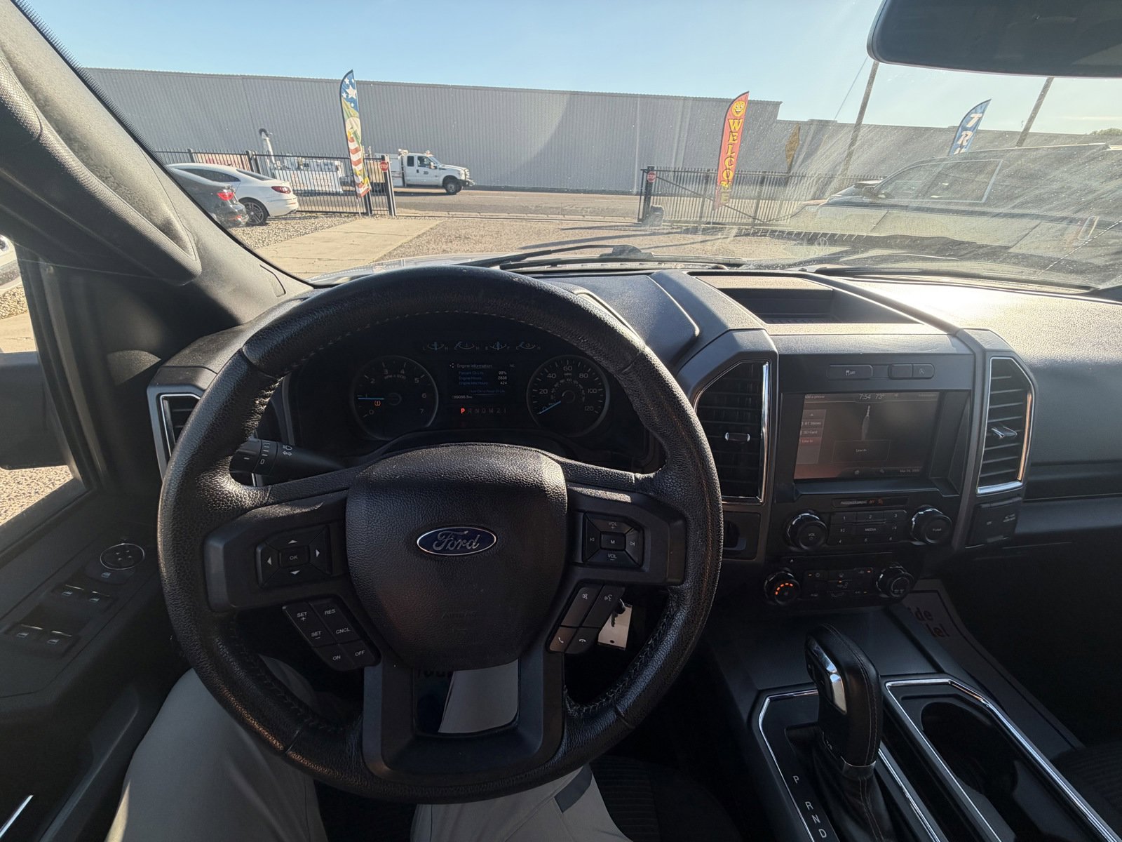 Used 2015 Ford F150 Lariat image 12