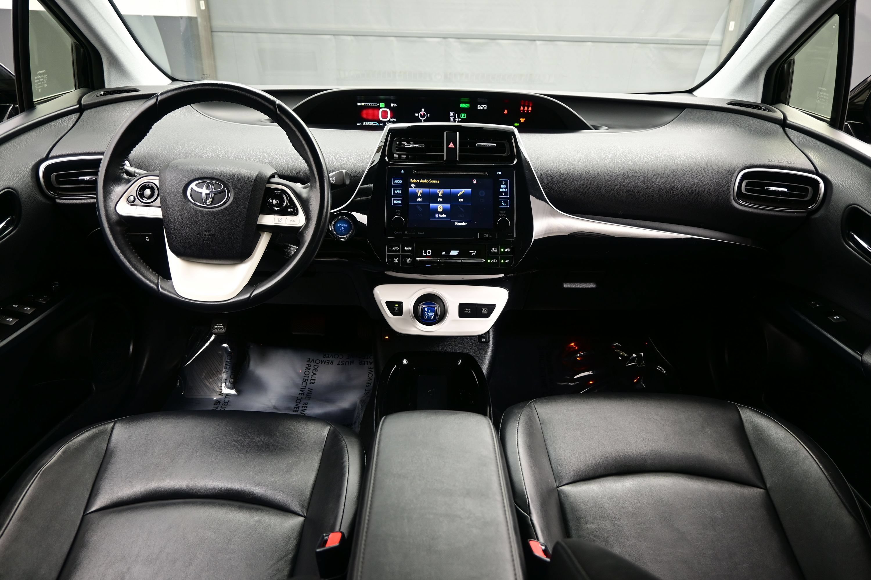 Used 2017 Toyota Prius Four w/ Advanced Technology Package FWD image 17