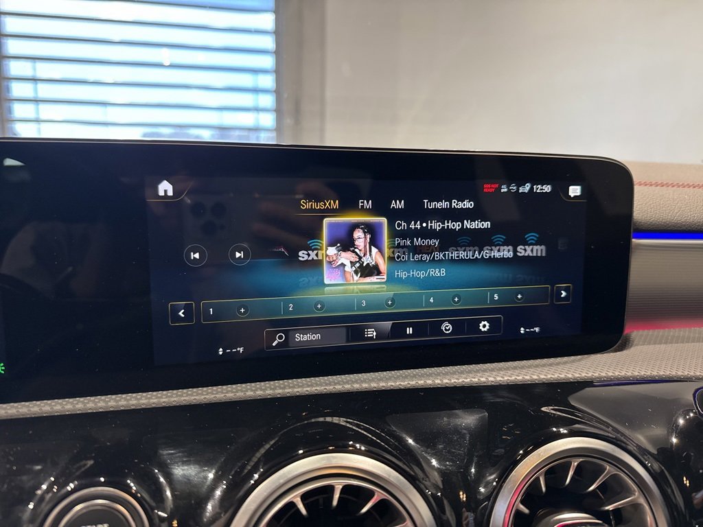 Used 2023 Mercedes-Benz CLA 250 4MATIC image 19