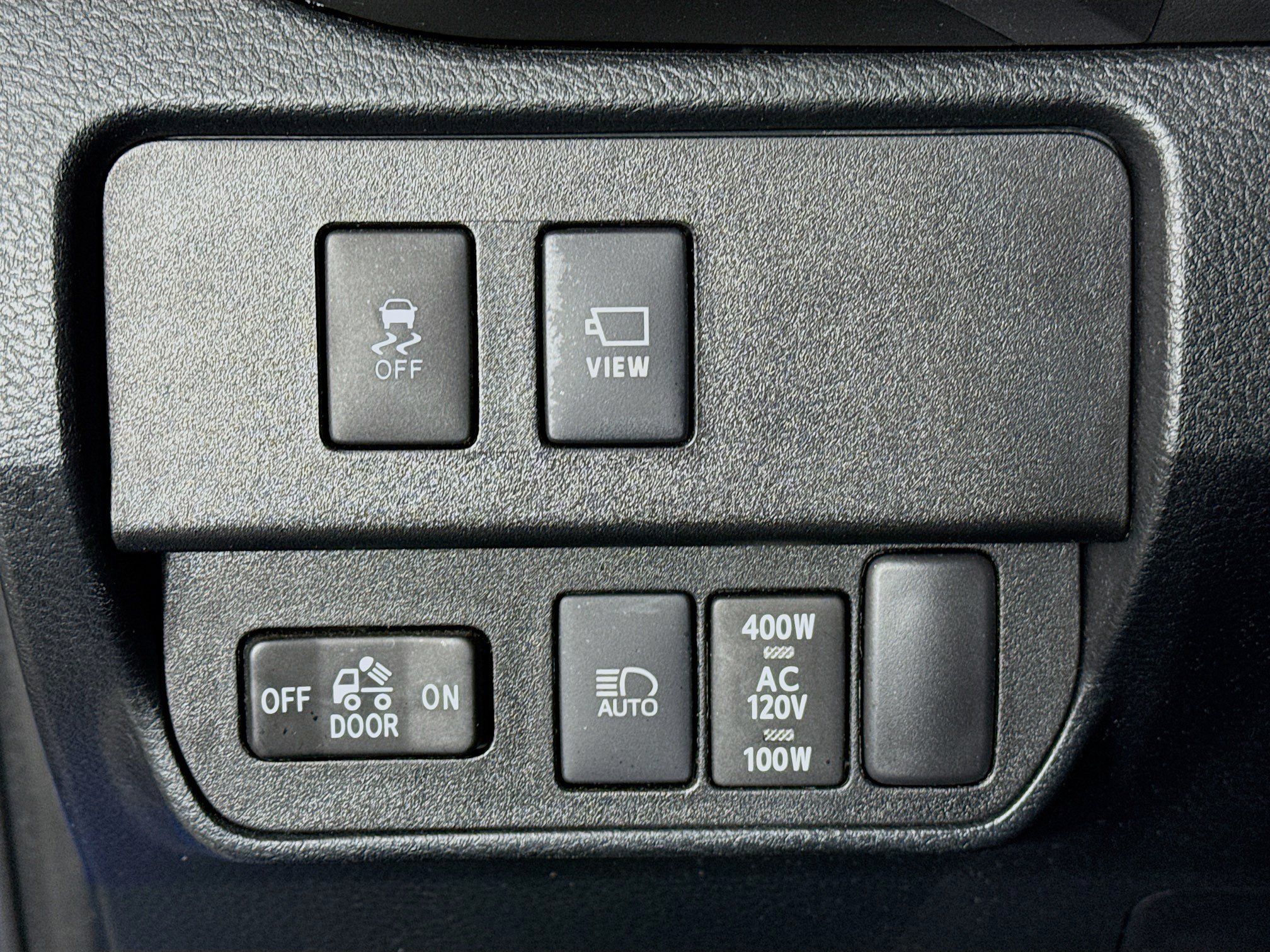 Certified 2021 Toyota Tacoma TRD Off-Road w/ TRD Premium Off Road Package AWD/4WD image 10