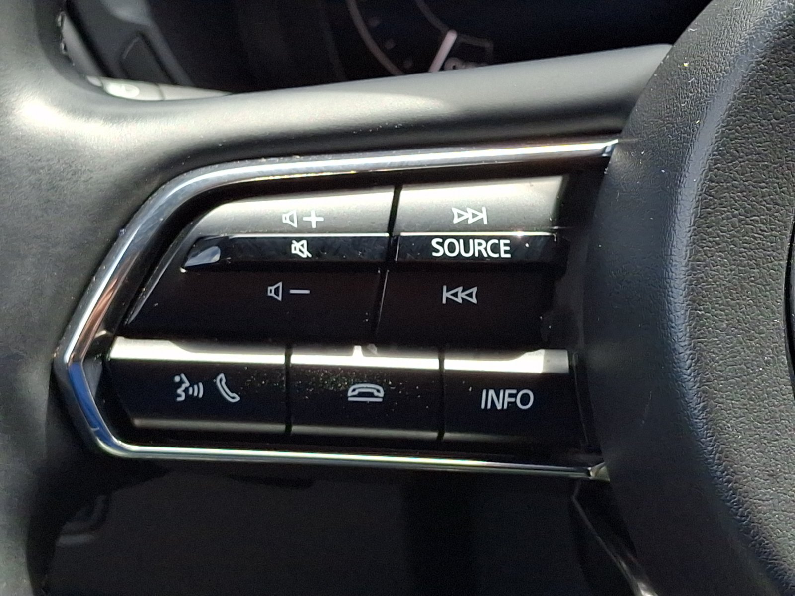Certified 2025 MAZDA CX-90 Plug-In Hybrid w/ Premium Plus AWD/4WD image 26