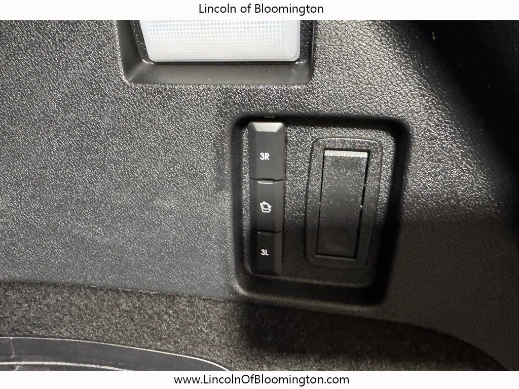 Used 2023 Lincoln Aviator Grand Touring w/ Equipment Group 301A AWD/4WD image 34