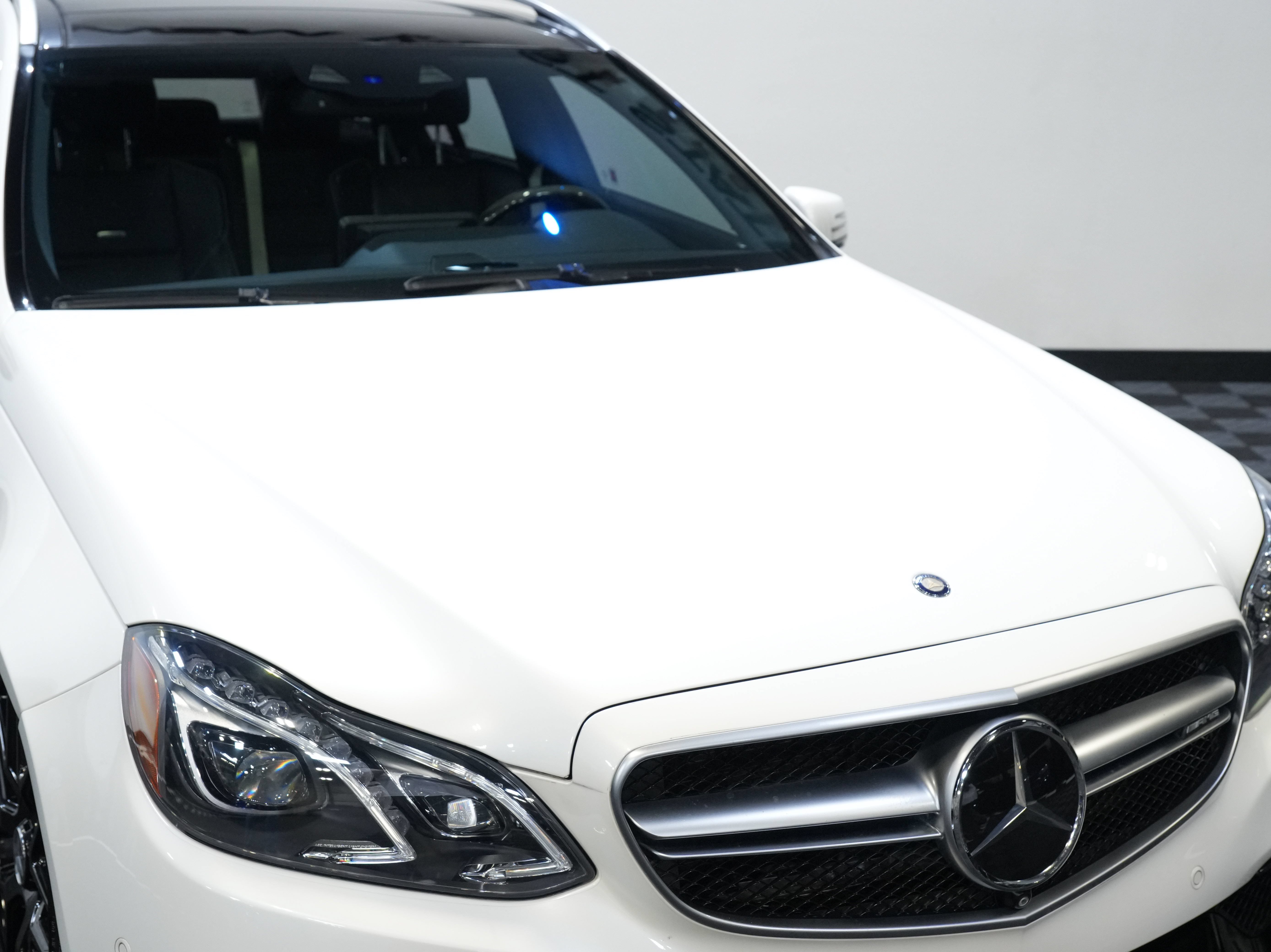 Used 2014 Mercedes-Benz E 63 AMG S-Model w/ Driver Assistance Package image 12
