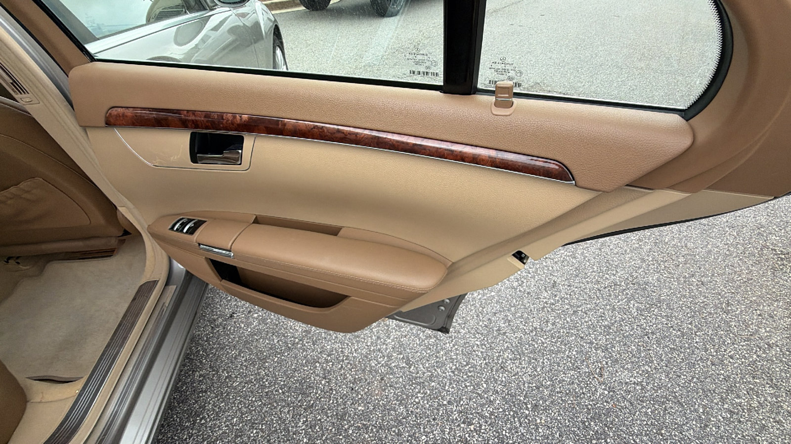 Used 2009 Mercedes-Benz S 550 4MATIC image 21