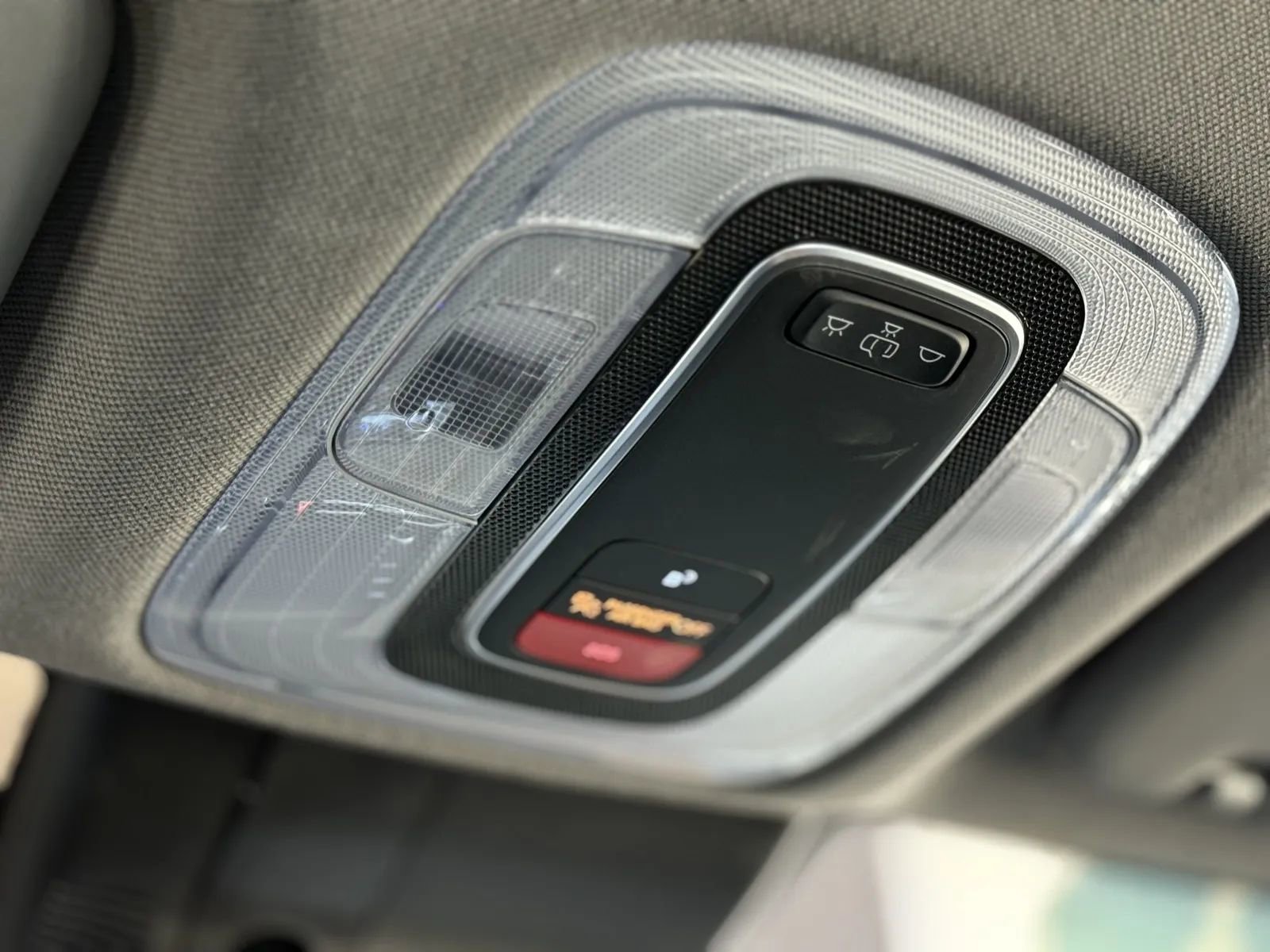 Used 2023 Hyundai Elantra SEL image 37