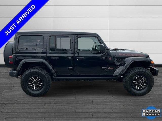 Certified 2025 Jeep Wrangler Unlimited Rubicon AWD/4WD image 3