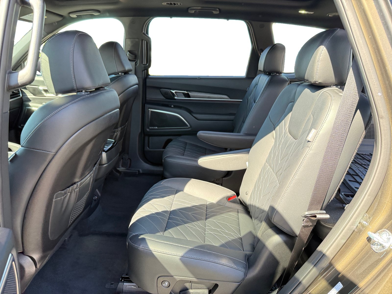 Used 2024 Kia Telluride SX X-Line AWD/4WD image 16