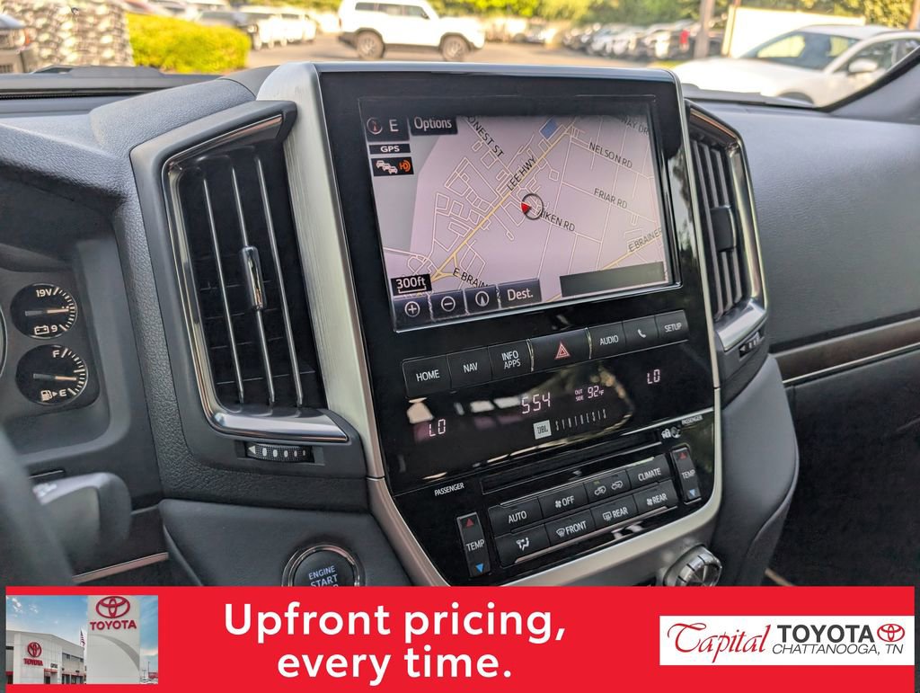 Used 2021 Toyota Land Cruiser image 20