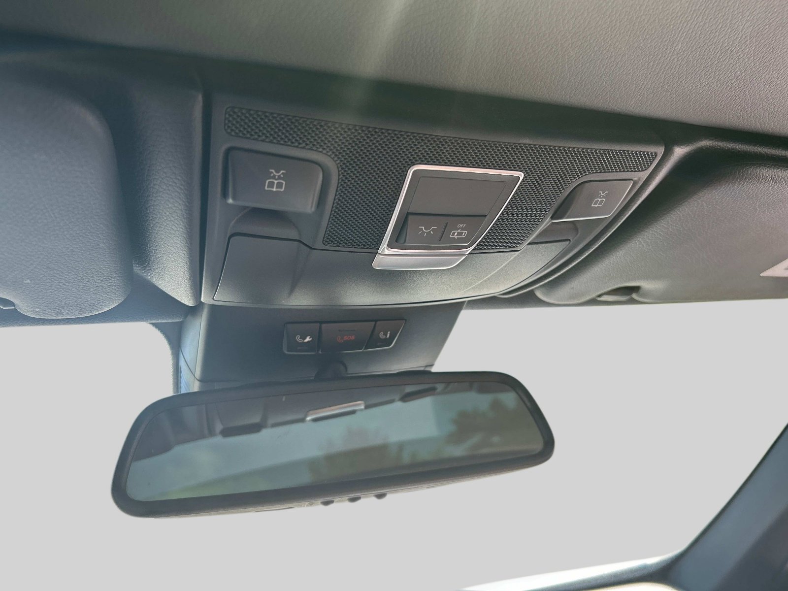 Used 2013 Mercedes-Benz SL 550 image 26