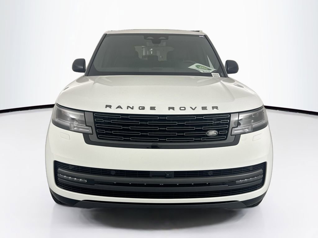 New 2026 Land Rover Range Rover SE image 2