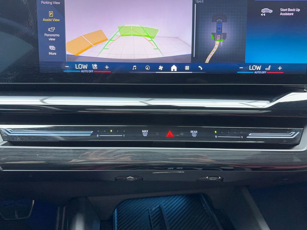 Used 2026 BMW 530i w/ M Sport Package image 41