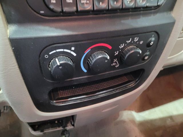 Used 2005 Dodge Ram 2500 Truck SLT w/ Trailer Tow Group image 25