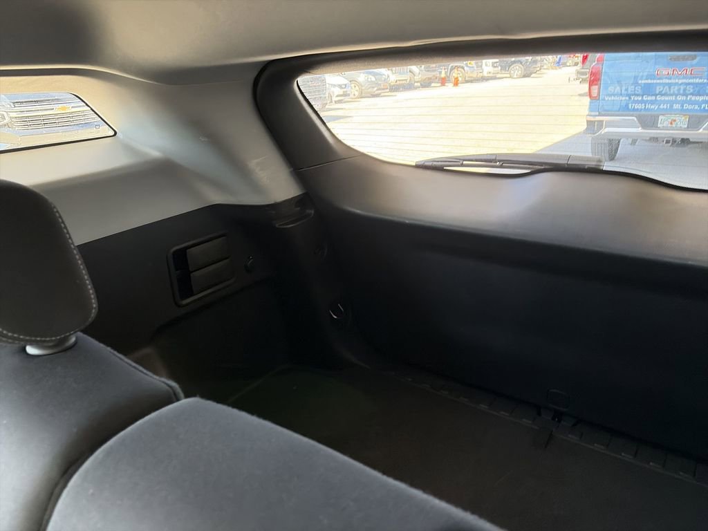 Certified 2023 GMC Terrain SLE image 13