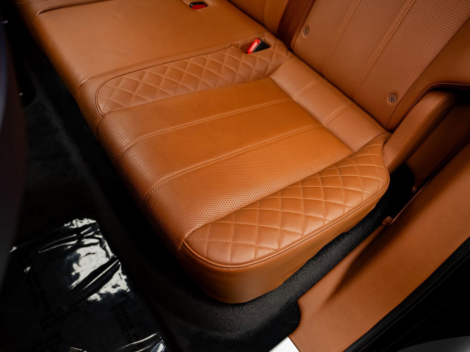 Used 2019 Bentley Bentayga image 40