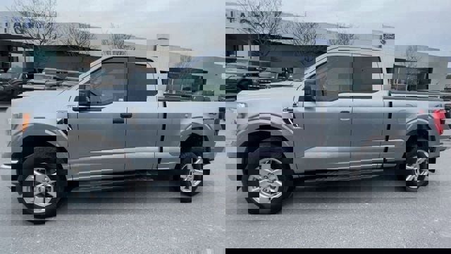 Used 2022 Ford F150 XLT image 5