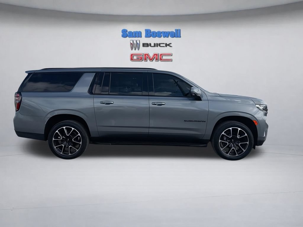 Certified 2022 Chevrolet Suburban RST w/ Luxury Package AWD/4WD image 10