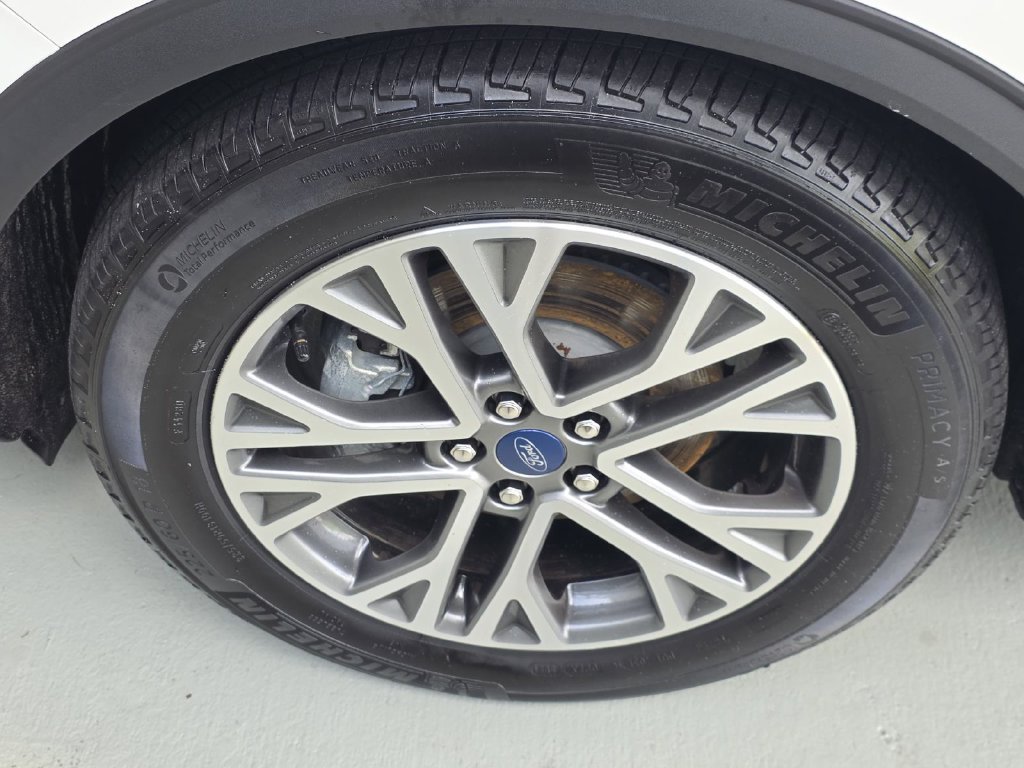 Used 2022 Ford Escape SEL FWD image 39