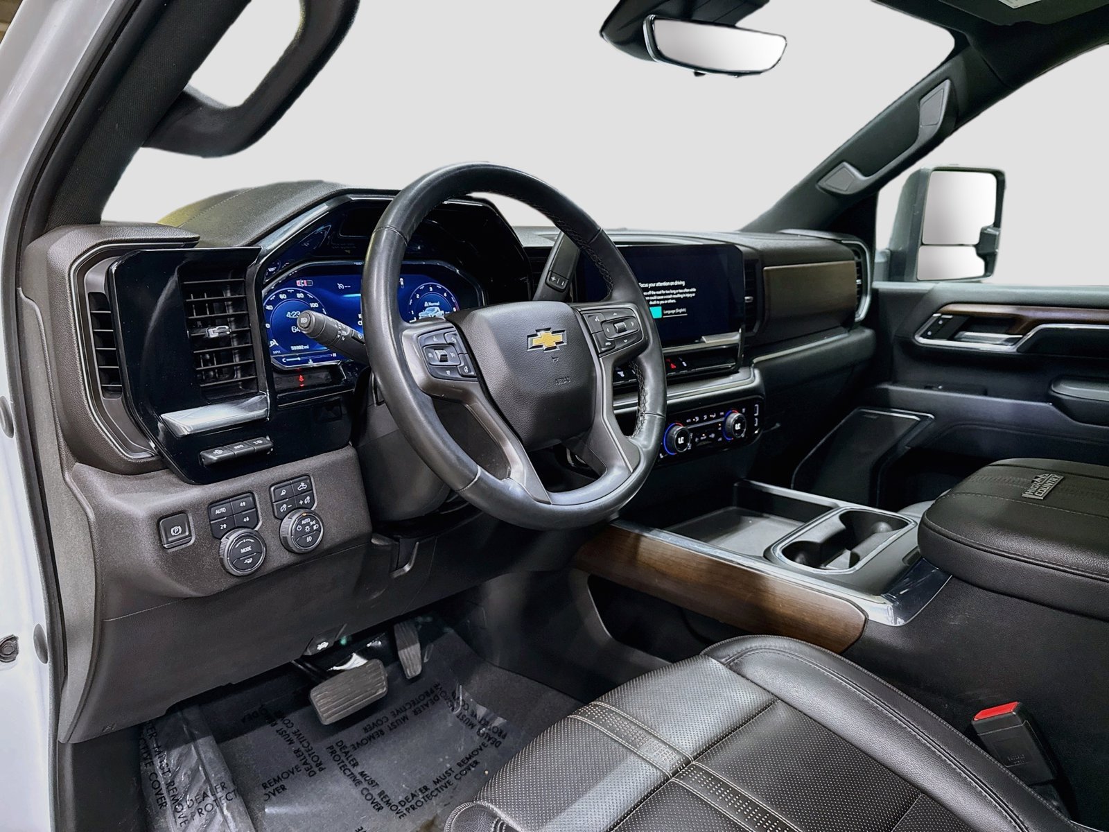 Used 2024 Chevrolet Silverado 3500 High Country w/ High Country Premium Package AWD/4WD image 10