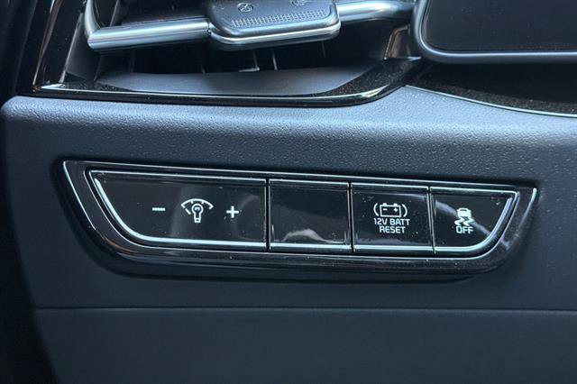 New 2026 Kia Niro EX FWD image 30